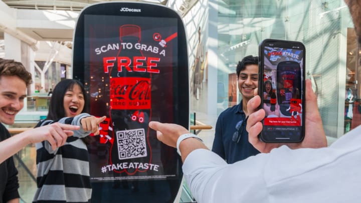 Augmented Reality App Showcase : AR Campaign of Coca-Cola